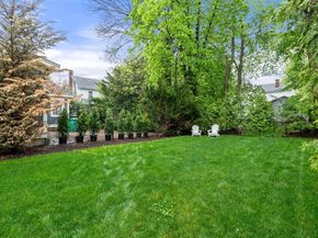 21 Francis St. 21, Newton MA 02459