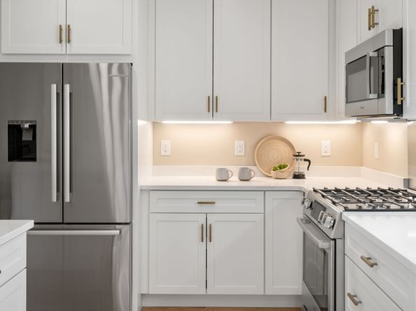 21 Francis St. 21, Newton MA 02459