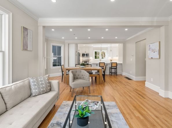 21 Francis St. 21, Newton MA 02459
