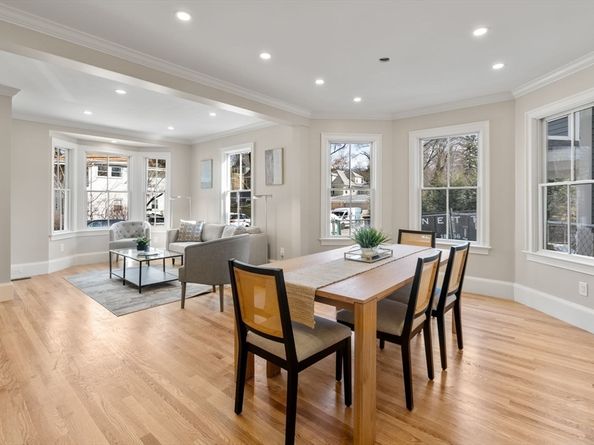 21 Francis St. 21, Newton MA 02459