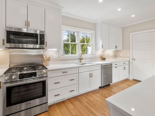 21 Francis St. 21, Newton MA 02459
