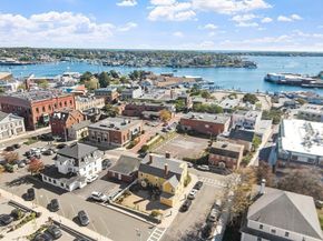 90 Middle St L, Gloucester MA 01930