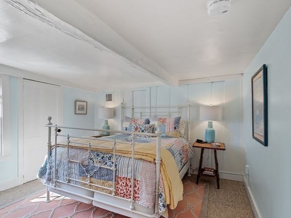 90 Middle St L, Gloucester MA 01930