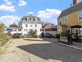 90 Middle St L, Gloucester MA 01930
