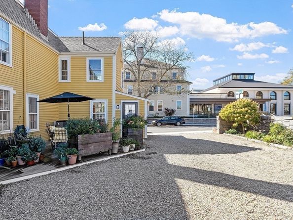 90 Middle St L, Gloucester MA 01930