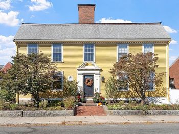 90 Middle St