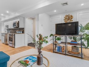 385 Meridian St 3, Boston MA 02128