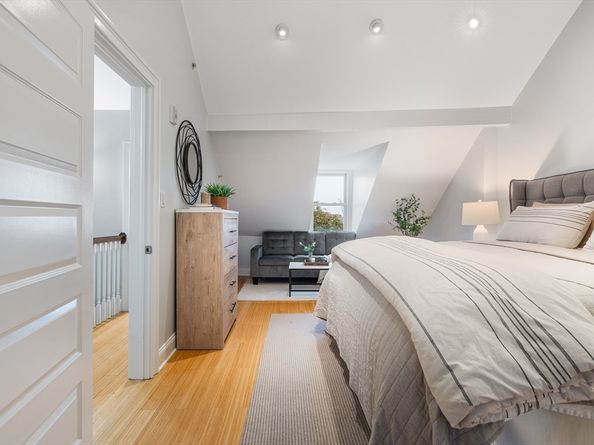 385 Meridian St 3, Boston MA 02128