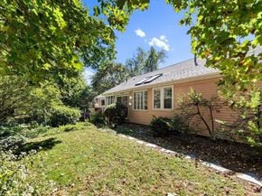 4 Stony Brook Rd, Arlington MA 02476