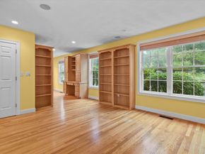 5 Bateman Ct 5, Wakefield MA 01880