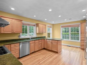 5 Bateman Ct 5, Wakefield MA 01880