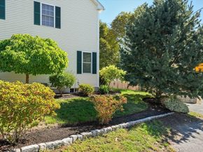 5 Bateman Ct 5, Wakefield MA 01880