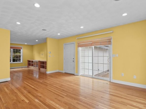5 Bateman Ct 5, Wakefield MA 01880