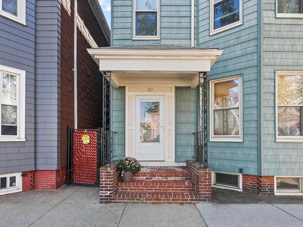 697 East 6th 3, Boston MA 02127