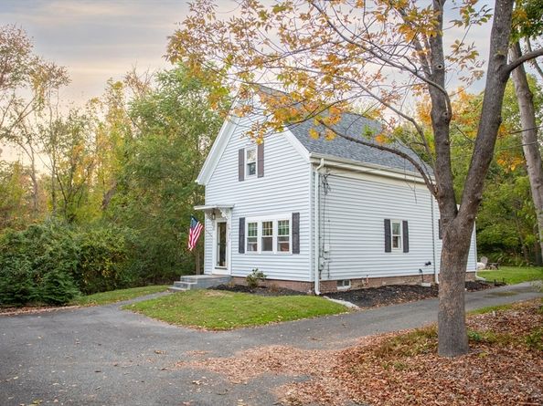 245-R Laurel St, East Bridgewater MA 02333