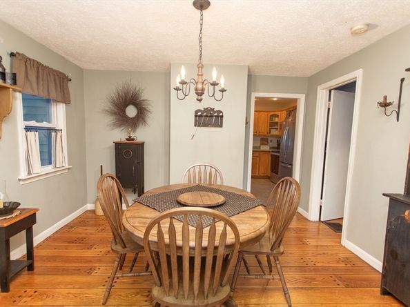 245-R Laurel St, East Bridgewater MA 02333