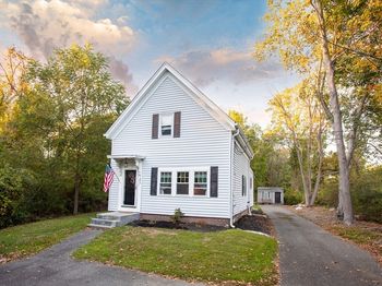 245-R Laurel St