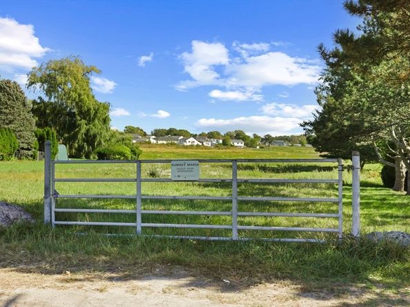 6 Saugus Avenue A, Saugus MA 01906