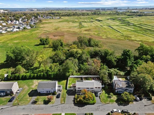 6 Saugus Avenue A, Saugus MA 01906