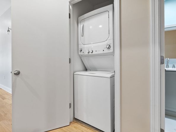 2 Clarendon St 401, Boston MA 02116