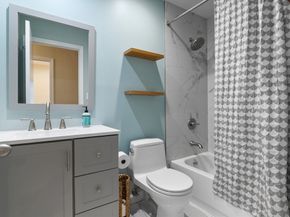2 Clarendon St 401, Boston MA 02116