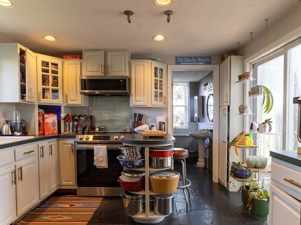 21-23 Elm Ct, Cohasset MA 02025