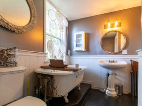 21-23 Elm Ct, Cohasset MA 02025