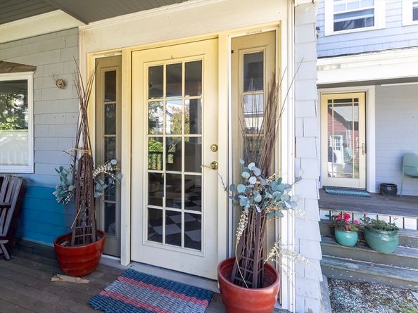 21-23 Elm Ct, Cohasset MA 02025
