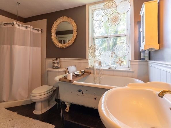21-23 Elm Ct, Cohasset MA 02025