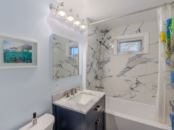 32 Howard St 32, Watertown MA 02472