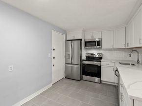 15 Staples Avenue 31, Everett MA 02149