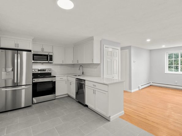 15 Staples Avenue 31, Everett MA 02149