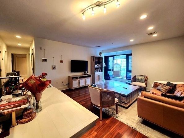 533 Cambridge St 105, Boston MA 02134