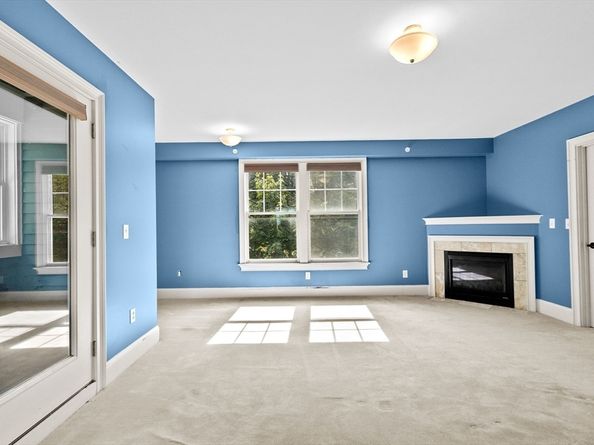 38 Russell St 4, Plymouth MA 02360