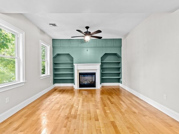 38 Russell St 4, Plymouth MA 02360