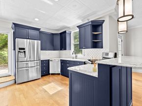 38 Russell St 4, Plymouth MA 02360