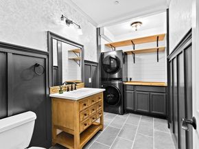 38 Russell St 4, Plymouth MA 02360