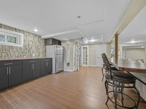 7 Timberhill Ln, Lynnfield MA 01940