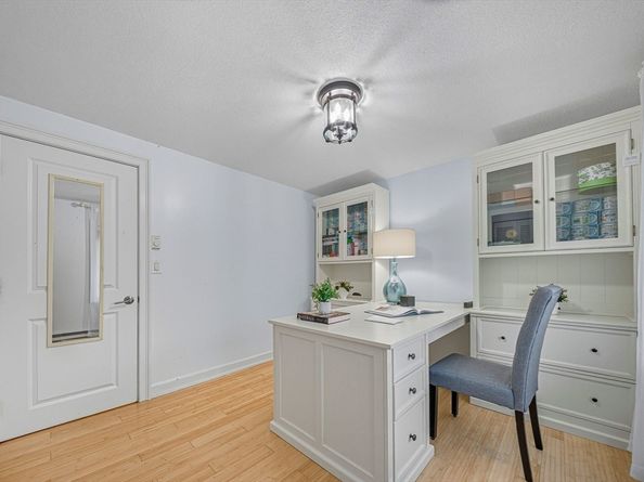 7 Timberhill Ln, Lynnfield MA 01940