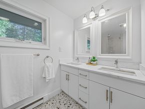 7 Timberhill Ln, Lynnfield MA 01940
