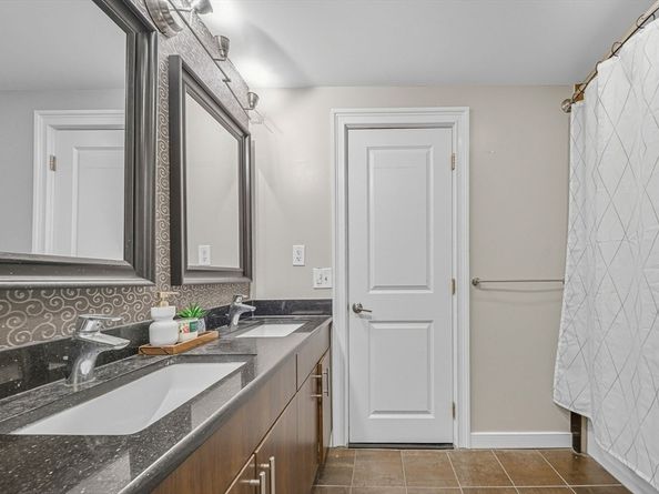 7 Timberhill Ln, Lynnfield MA 01940