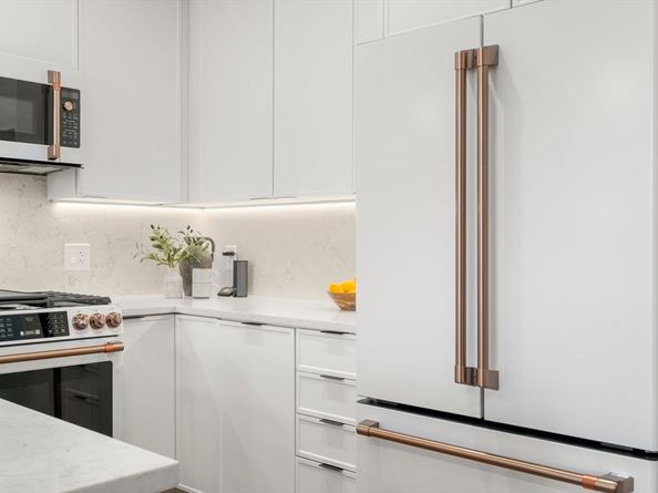 100 Lincoln Street 307, Boston MA 02135