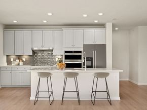 320 Martins Landing 406, North Reading MA 01864