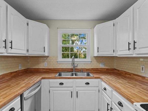 40 Francis 40, Worcester MA 01606