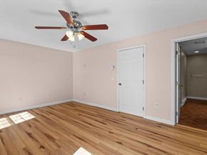 40 Francis 40, Worcester MA 01606