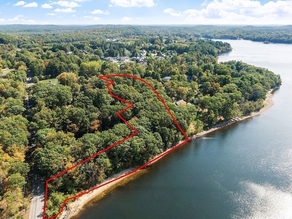 35 Bonny Lane, North Andover MA 01845