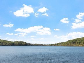 35 Bonny Lane, North Andover MA 01845