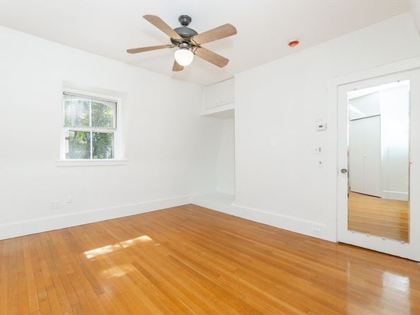 69A Walker Street A, Cambridge MA 02138