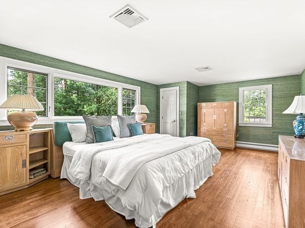 80 Arlington St, Winchester MA 01890