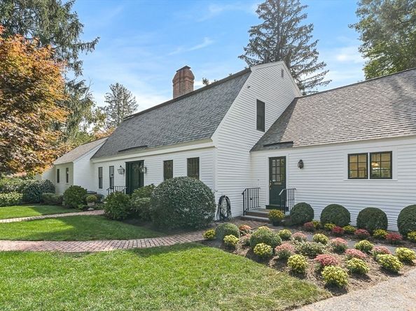80 Arlington St, Winchester MA 01890